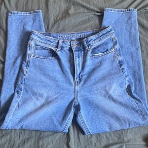 American Eagle Light Wash Mom Jean Denim